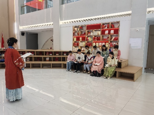 （20250509区中医医院）开展“诵中医经典，传岐黄薪火”主题活动2.jpg