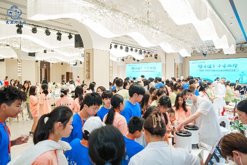 （20250807区中医医院）助力海外华裔青少年文化寻根1.jpg